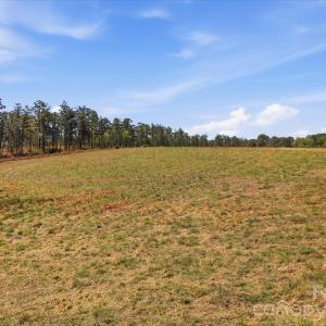 Photo #27 of 52 Mcmillan, Cheraw, SC