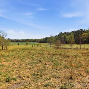 Photo #26 of 52 Mcmillan, Cheraw, SC