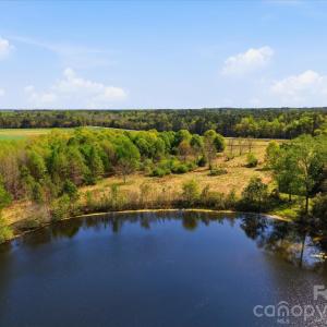 Photo #31 of 52 Mcmillan, Cheraw, SC