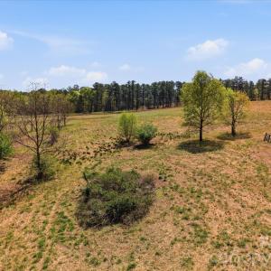 Photo #33 of 52 Mcmillan, Cheraw, SC