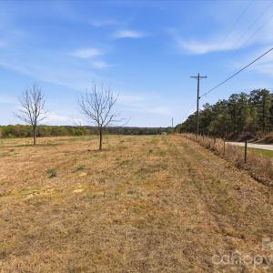 Photo #19 of 52 Mcmillan, Cheraw, SC