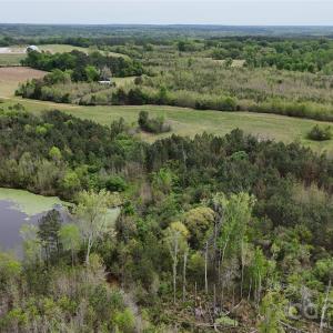 Photo #18 of 6377 Highway 52, Cheraw, SC