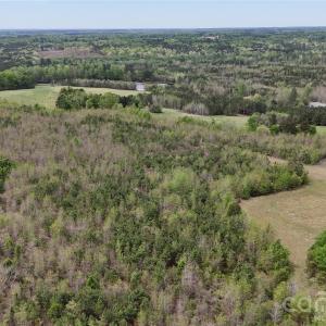 Photo #9 of 6377 Highway 52, Cheraw, SC