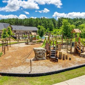 Photo #16 of 6121 Chimney Bluff, Lancaster, SC
