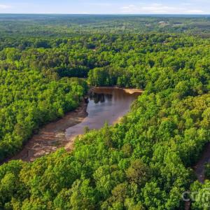 Photo #14 of Lakeside, Great Falls, SC