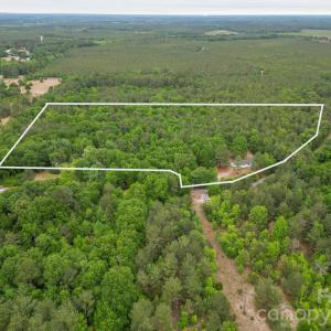 Photo #20 of 3133 Magnolia, Bennettsville, SC