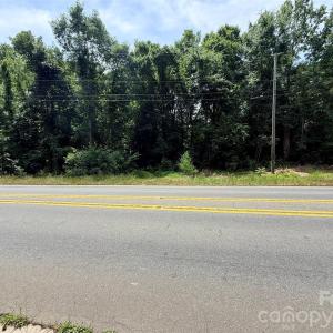 Photo #4 of 10501 Davidson, Huntersville, NC