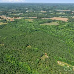 Photo #9 of Peacehaven, McConnells, SC