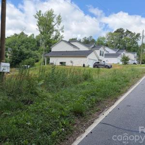 Photo #2 of 1678 Old Lynwood, Lancaster, SC