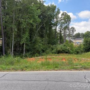 Photo #5 of 1678 Old Lynwood, Lancaster, SC