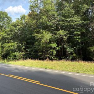 Photo #5 of 4786 Wylies Mill, Edgemoor, SC