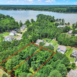 Photo #1 of 9425 Tradewinds, Lancaster, SC