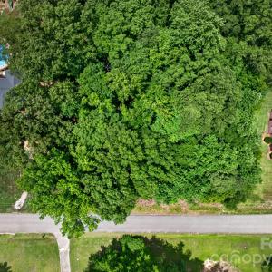 Photo #4 of Lazy Oak, Lancaster, SC