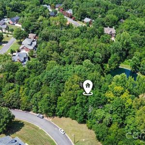 Photo #7 of 215 Spaniel, Concord, NC
