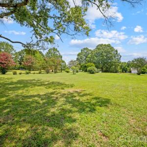 Photo #2 of 3512 Mount Pleasant, Concord, NC