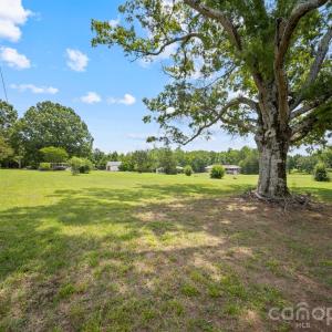 Photo #3 of 3512 Mount Pleasant, Concord, NC