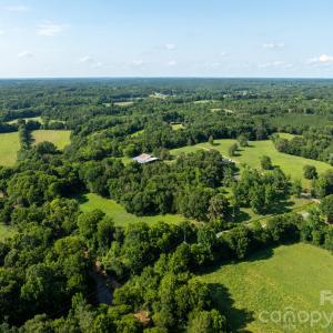 Photo #11 of 