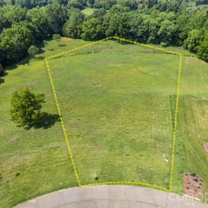 Photo #1 of 3949 Valley View, Clemmons, NC