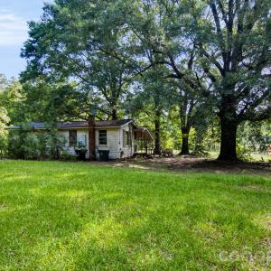 Photo #4 of 1407, 1403 Tucker, Monroe, NC