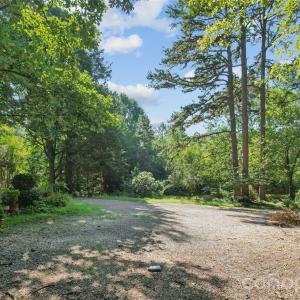 Photo #4 of 10505 Earnhardt Lake, Davidson, NC