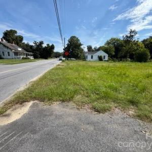 Photo #6 of 121 Dennis, Bishopville, SC
