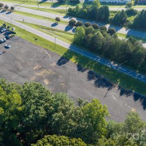 Photo #6 of 3196 Peters Creek, Winston Salem, NC
