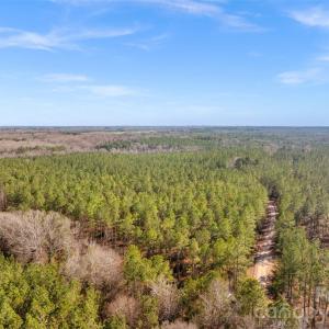 Photo #8 of Peacehaven, McConnells, SC