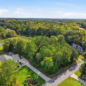Photo #4 of 196 Carolina Crossing, York, SC