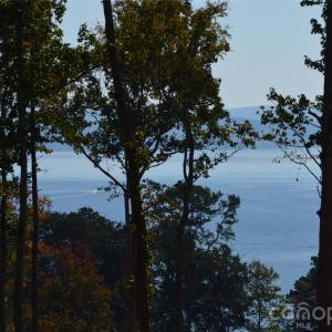 Photo #2 of 31 Reserve, New London, NC