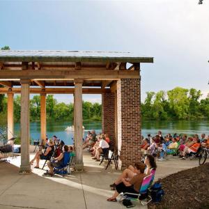 AMPHITHEATER (Large)