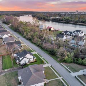 09-628 Rivernorth Dr, 100ft View, Drone-