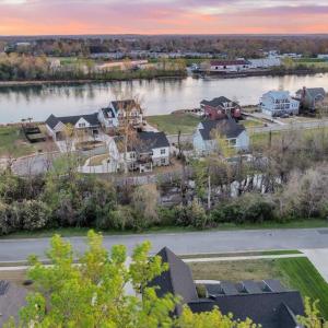 01-628 Rivernorth Dr, 50ft View, Drone-1
