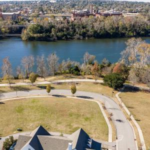 07-DJI_20251211114933_0081_D-HDR