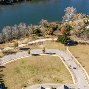 09-DJI_20251211114956_0087_D-HDR