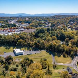 Photo #3 of 603 CALVERT ST, STAUNTON, VA 4.2 acres