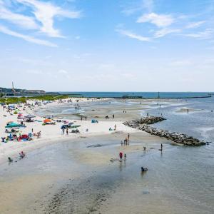 PUBLIC BEACH IN CAPE CHARLES