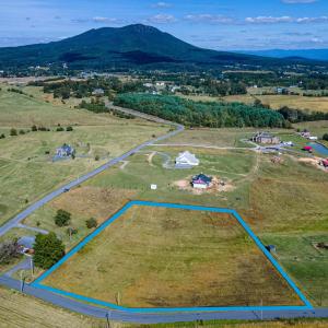 Photo #1 of 6165 OAK SHADE RD, PENN LAIRD, VA 2.6 acres