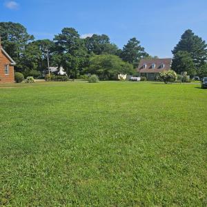 Photo #3 of 34 MEADVILLE DR, ONANCOCK, VA 0.2 acres