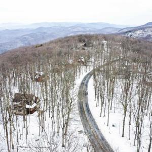 Photo #7 of 1331 LAUREL SPRINGS RD, WINTERGREEN RESORT, VA 0.5 acres