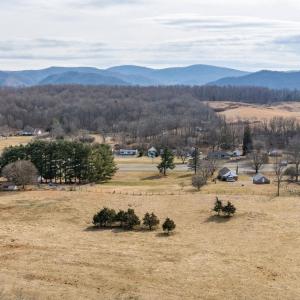 Photo #3 of 32.31 ac. LEE HWY, RAPHINE, VA 32.3 acres