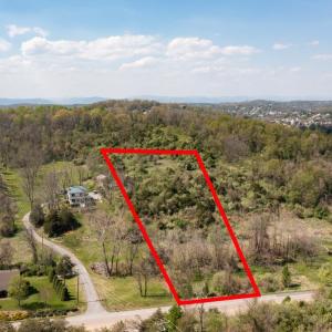 Photo #1 of 490 OLD GREENVILLE RD, STAUNTON, VA 4.1 acres