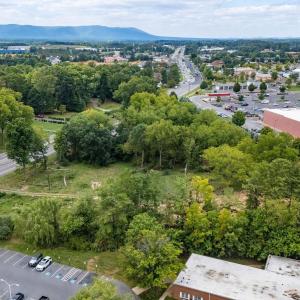 Photo #12 of 1229 ROSSER AVE, WAYNESBORO, VA 1.8 acres