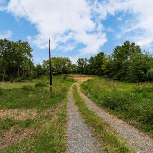 Photo #1 of 1229 ROSSER AVE, WAYNESBORO, VA 1.8 acres