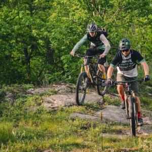 Offers hiking, bike trails, ski resort, pool, lake and more.