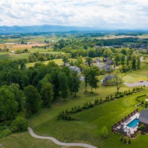 Photo #5 of 120 KESWICK CT, ROCKINGHAM, VA 1.0 acres