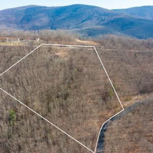 Boundary line is digitally drawn and is not guaranteed to be accurate.  For better accuracy, boundaries have been marked by a surveyor and a plat is available.
