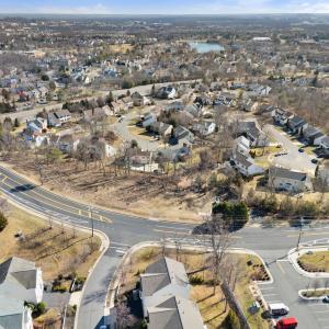 Photo #3 of 20576 ASHBURN RD, ASHBURN, VA 1.0 acres