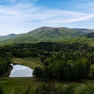 Photo #16 of HIGH CREST LN, WINTERGREEN, VA 0.5 acres