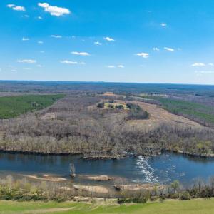 Photo #7 of 159 WARREN FERRY RD, SCOTTSVILLE, VA 136.0 acres