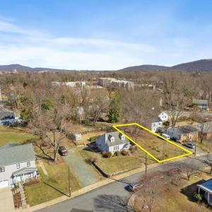 Photo #4 of 502 HANOVER ST, CHARLOTTESVILLE, VA 0.1 acres